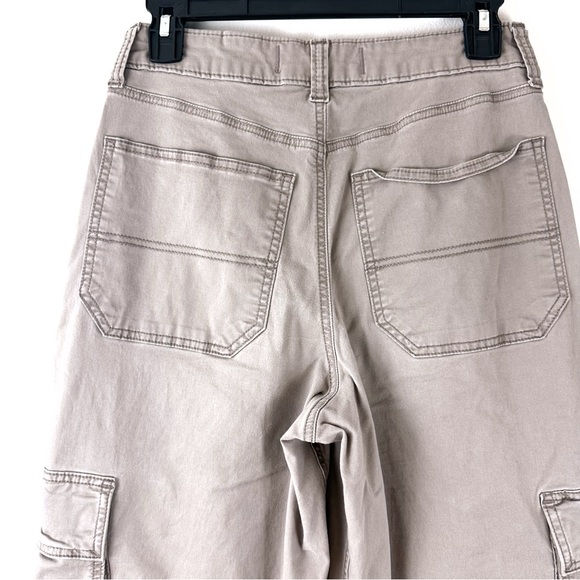 Hollister Ultra High Rise Baggy Cargo Pants Size 2 3 Pocket Khaki Cotton Blend - Picture 6 of 8